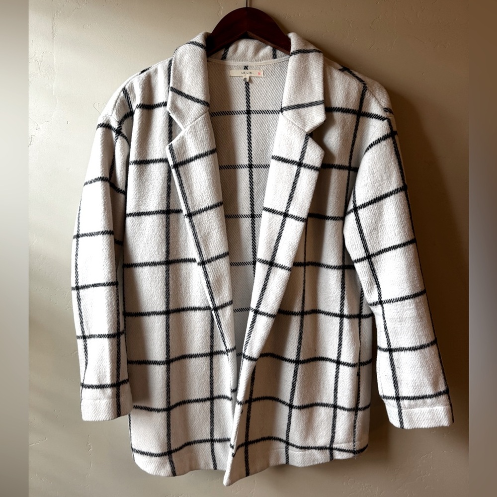 Le Lis Oversized Blazer